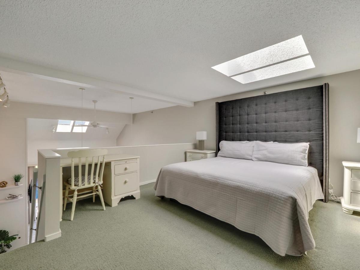 359 Edgewater Inn Charlevoix Ngoại thất bức ảnh